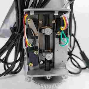 電動(dòng)卷簾門高檔